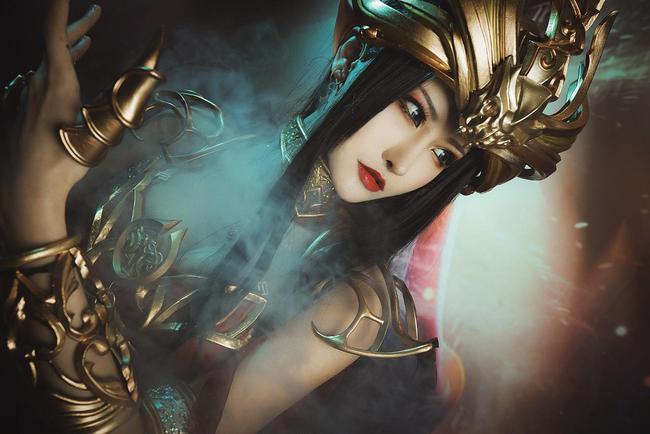 《斗破苍穹》美杜莎女王神级cos,五位小姐姐力作,真的
