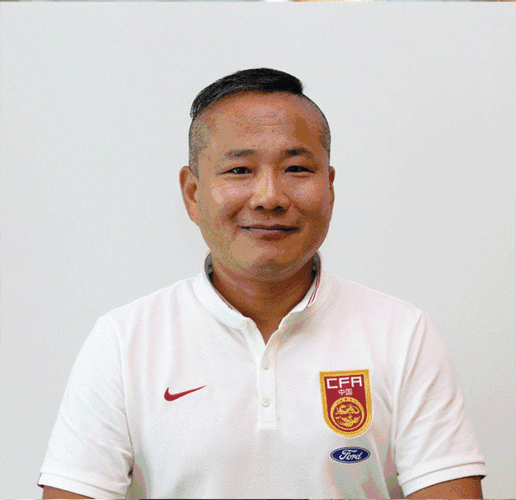 20:00 利郎 将携手著名足球守门员  王大雷 资深足球人 前国家队翻译