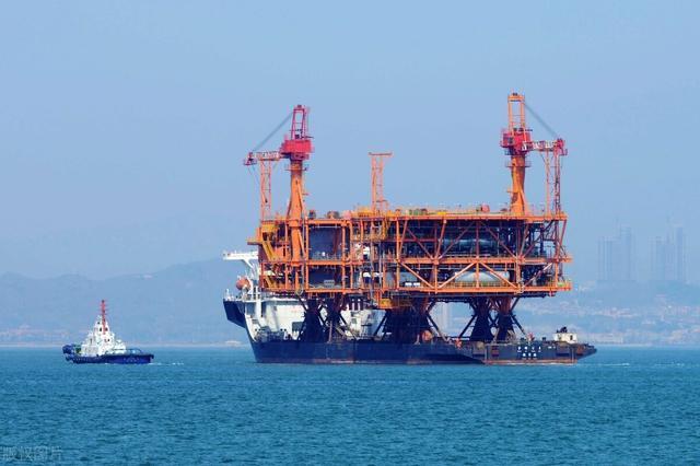 大洋工迹——海上石油钻井平台