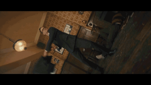 你与王牌特工差的,不过是一个发型的距离