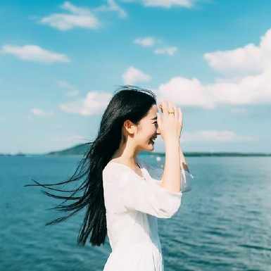 女生侧脸唯美意境图片女生头像图片女生头像