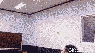 女孩一见到我就会流口水 油腻的动态图|游民星空